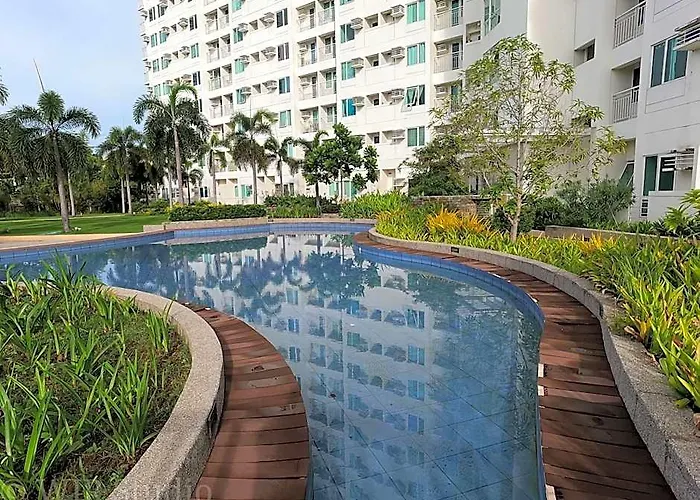 Choco Condotel- Anuva Prime 1 Couple Lakeview Hotel