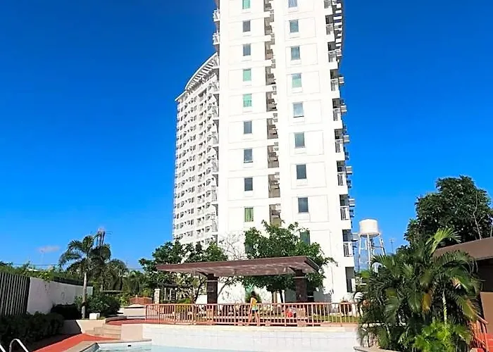 Choco Condotel- Anuva Prime 1 Couple Lakeview Hotel