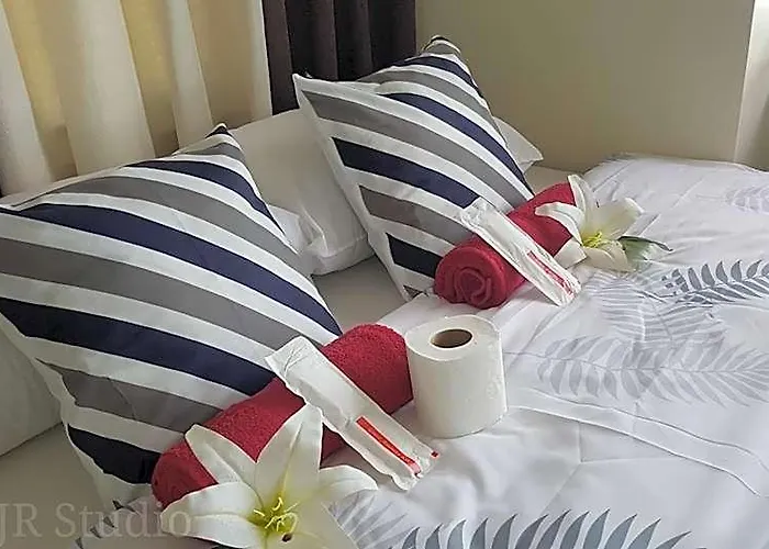 Hotel Choco Condotel- Anuva Prime 1 Couple Lakeview 4*
